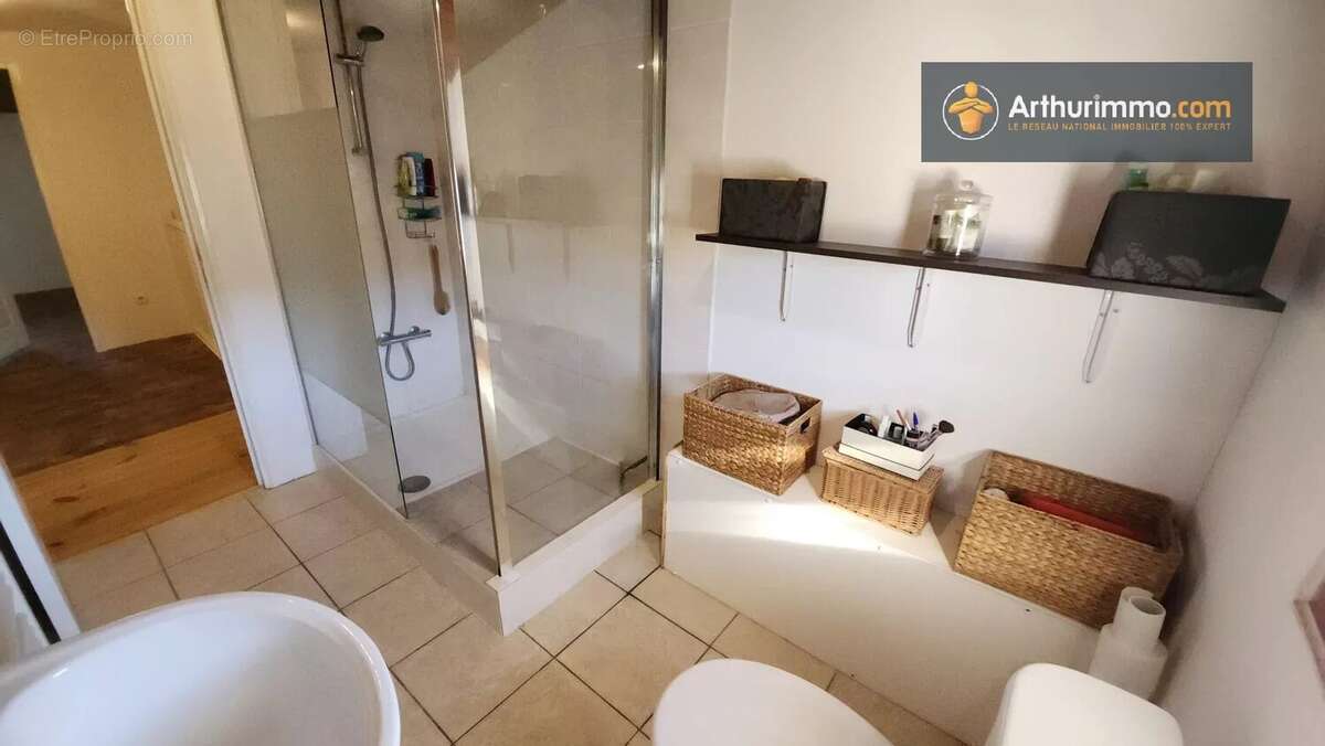 Maison à SAINTE-COLOMBE-SUR-L&#039;HERS