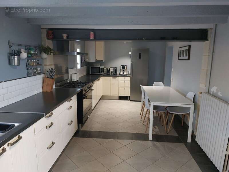 Maison à VILLEBERNIER