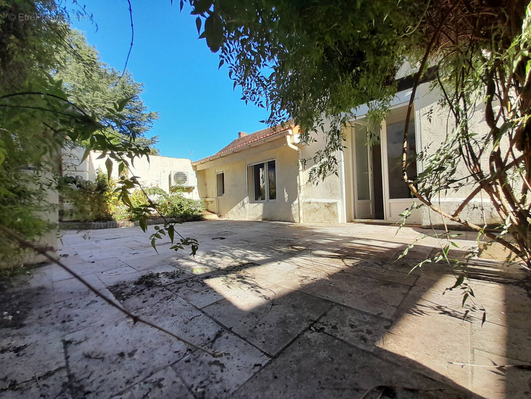 Maison à AUNAY-SOUS-AUNEAU