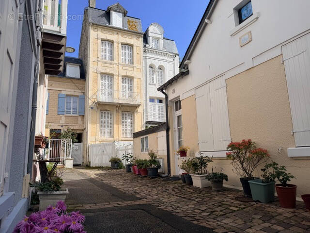Appartement à TROUVILLE-SUR-MER