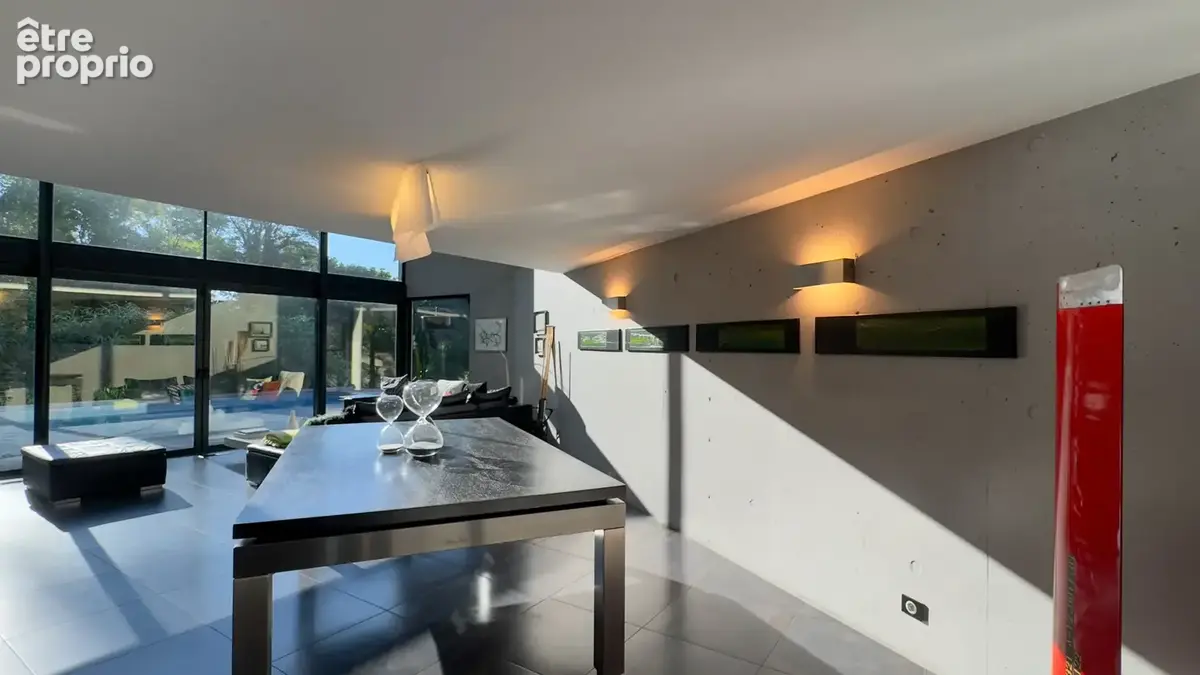 Thonon - Corzent - Villa d'architecte à deux pas du lac dans un havre de paix et de verdure - photo 8