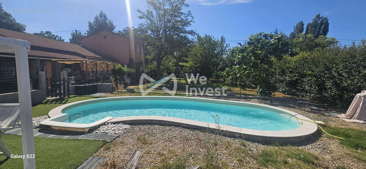 Maison 108 m² à Saint-Maximin-La-Sainte-Baume  - photo 5