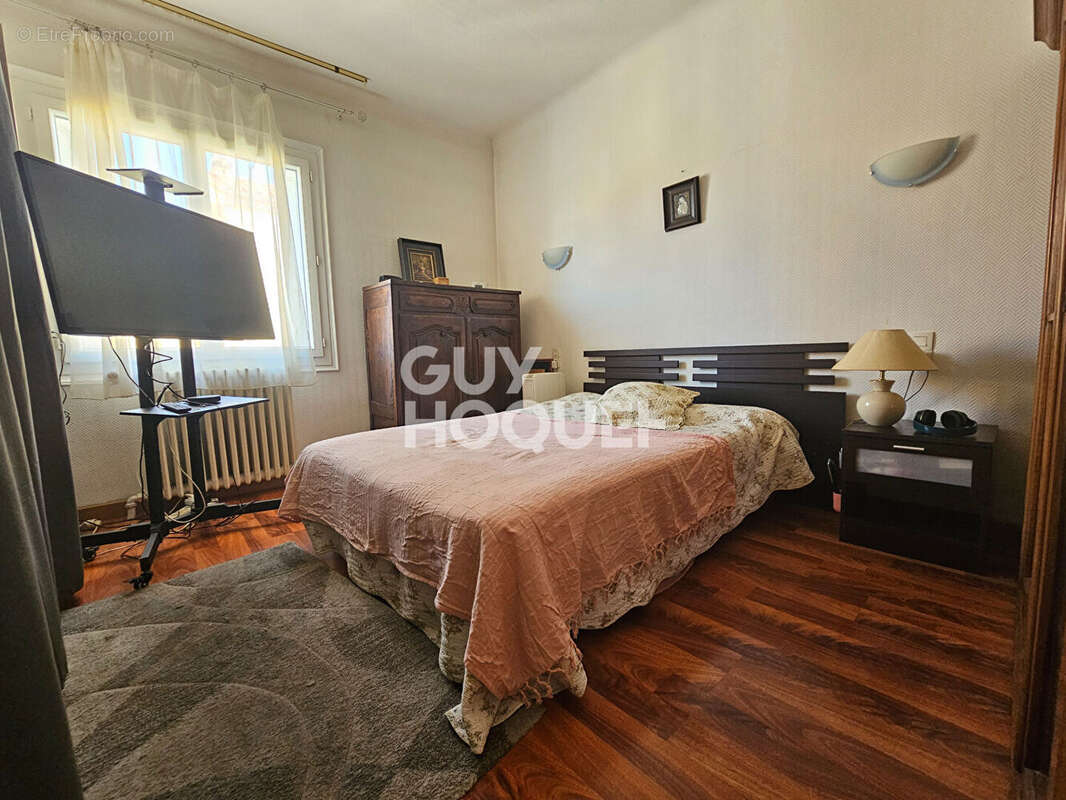 Appartement T4 avec garage et jardin commun. A vendre à PERPIGNAN (66000) Quartier Les Remparts - photo 6
