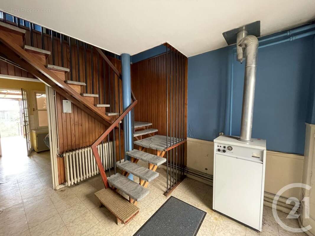 Maison 123 m² à Guitres  - photo 8