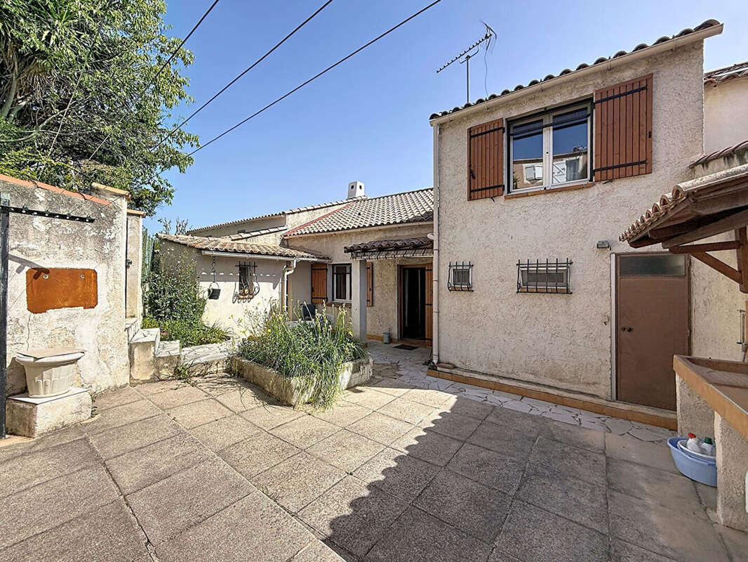 Maison à MARSEILLE-11E