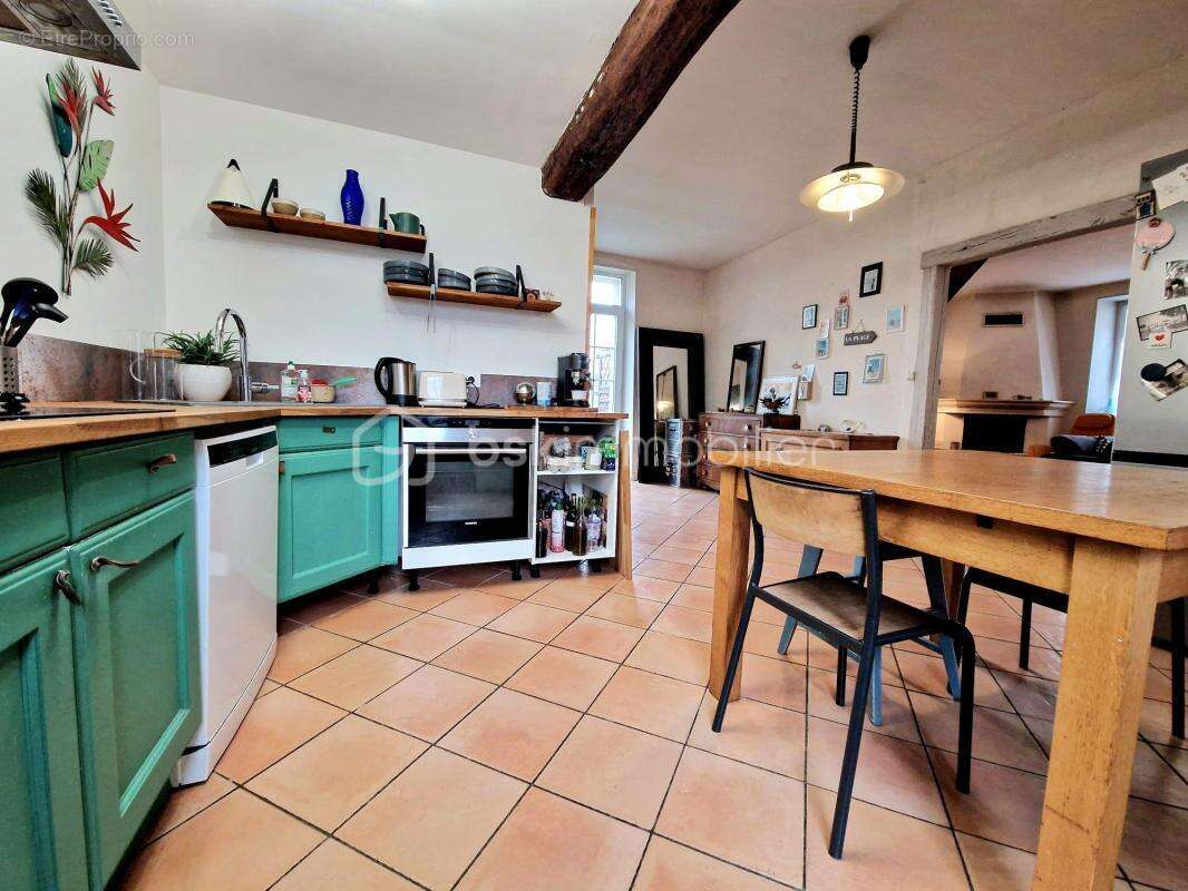 Maison à BAZAINVILLE