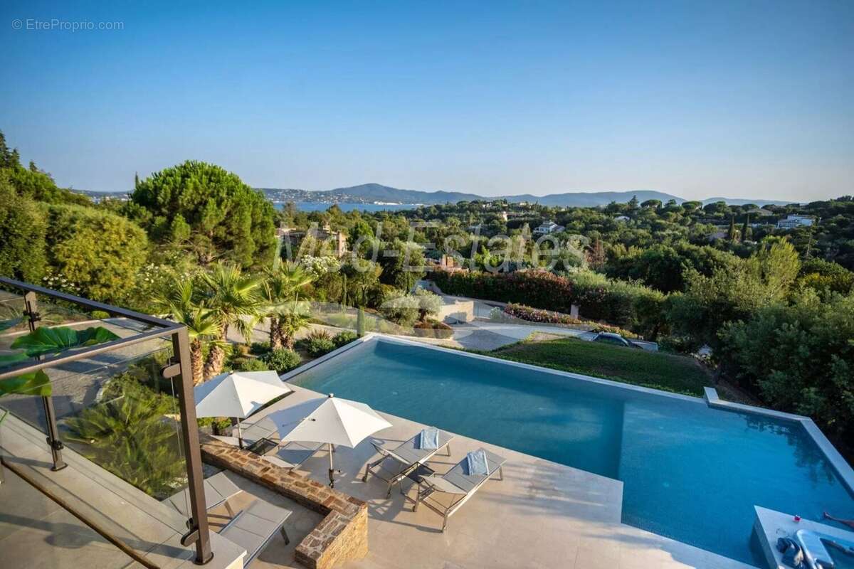 Maison à GRIMAUD