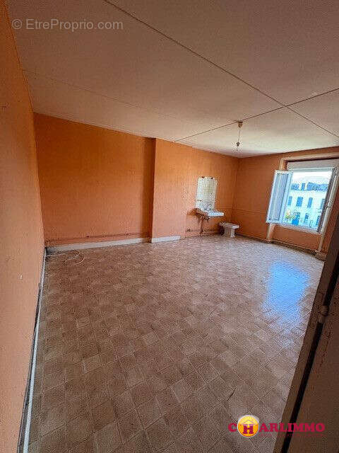 Appartement à SAILLAT-SUR-VIENNE
