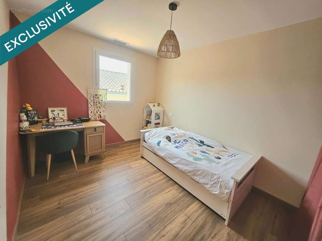 Maison 155 m² à Courrensan  - photo 8