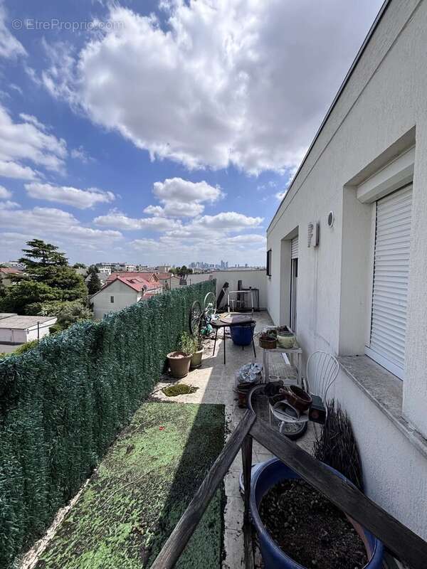 Appartement à HOUILLES