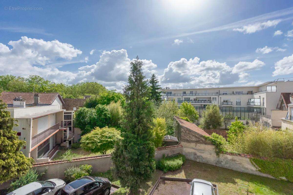 Appartement à SAINT-MAUR-DES-FOSSES