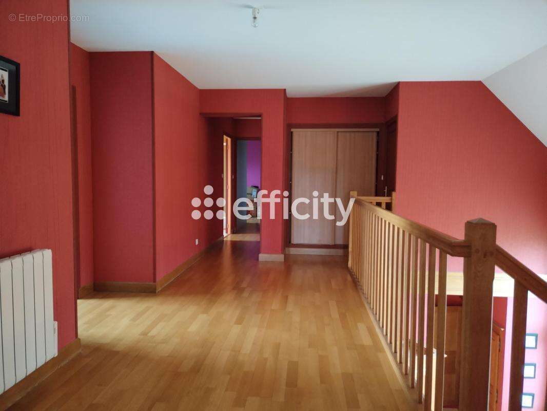 Maison 211 m² à Picauville  - photo 7