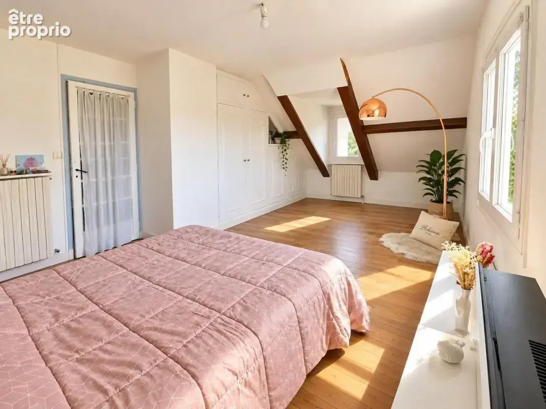 Montoire-sur-le-loir – grande maison indépendante avec jardin – nombreuses possibilités - photo 6