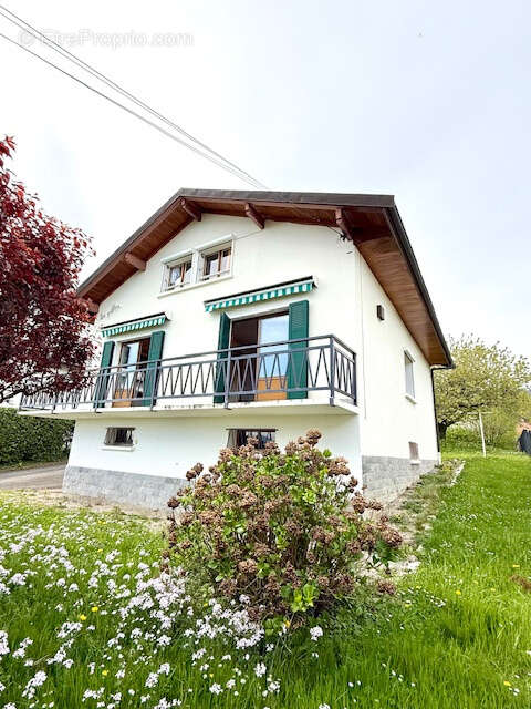 Maison à DIVONNE-LES-BAINS