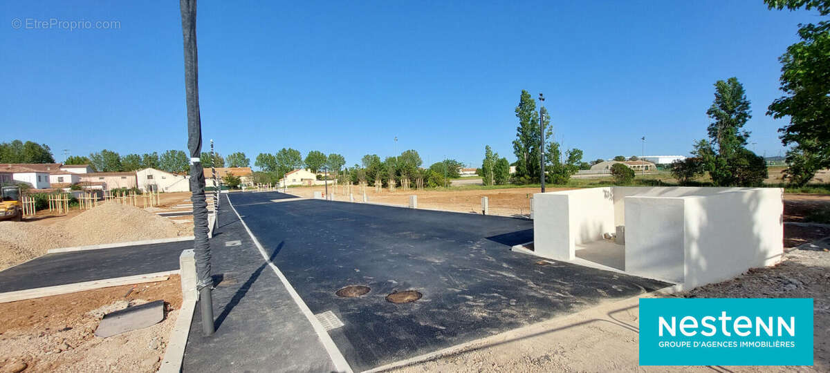 Terrain à PORT-DE-BOUC
