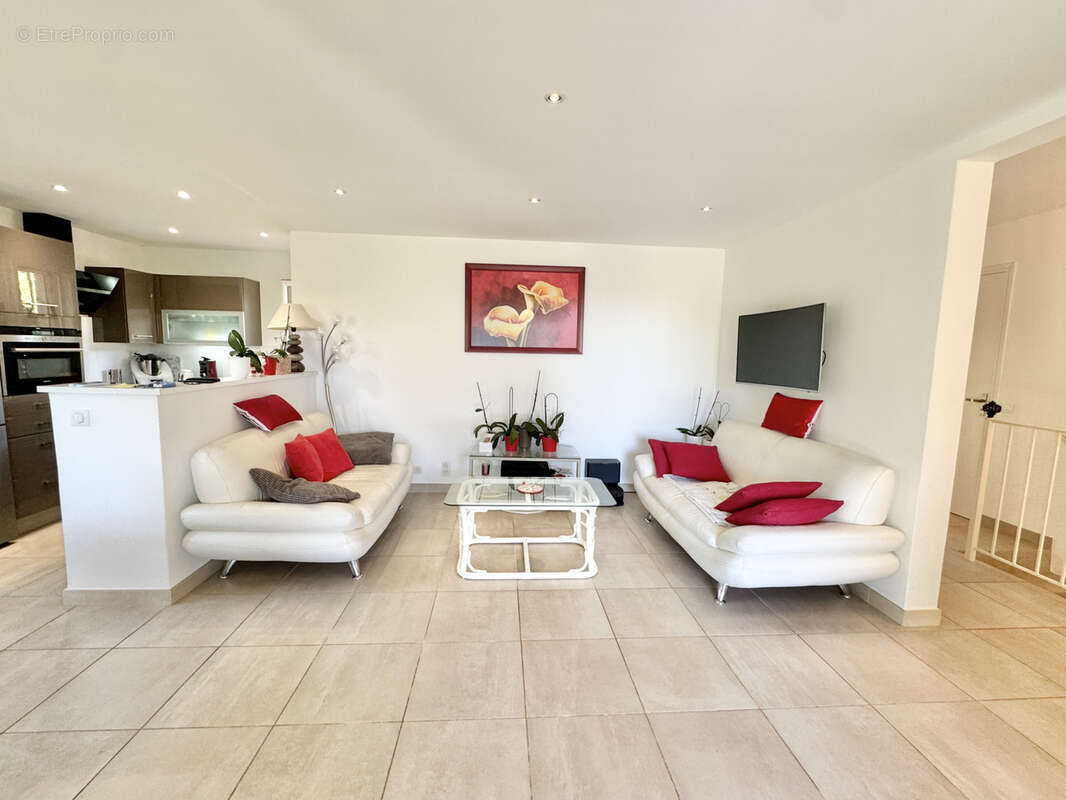 Maison à LA CROIX-VALMER