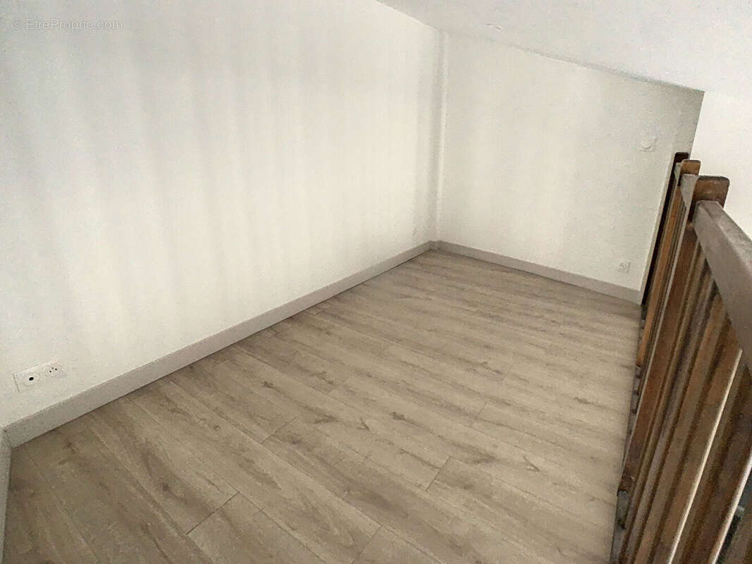 Appartement à MARSEILLE-6E