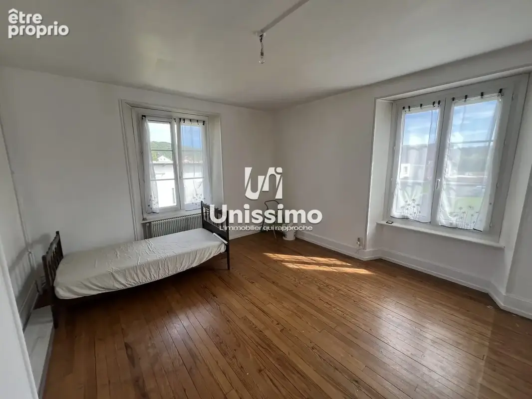Maison 165 m² à Sainte-Marie  - photo 7