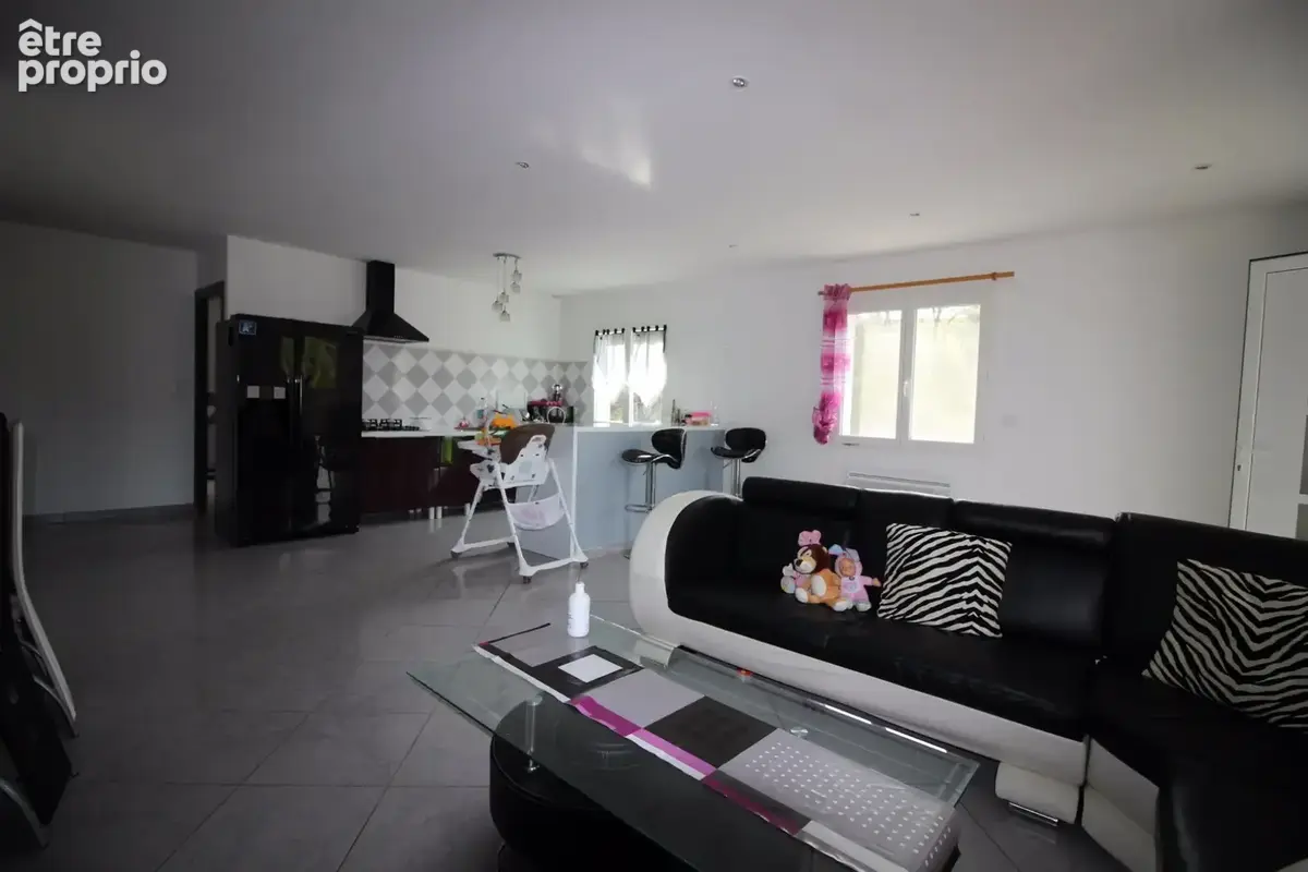 Maison de 210 m2. Terrain de 860 m2. - photo 5