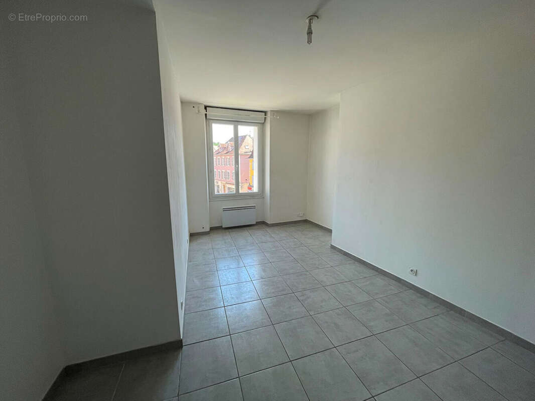 Appartement Le Pont-de-beauvoisin 2 pièce(s) 41 m2 - photo 2