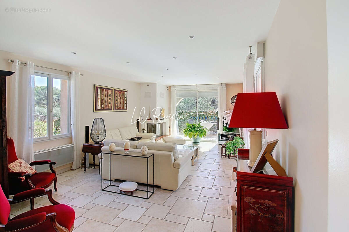 Maison à SAINT-RAPHAEL