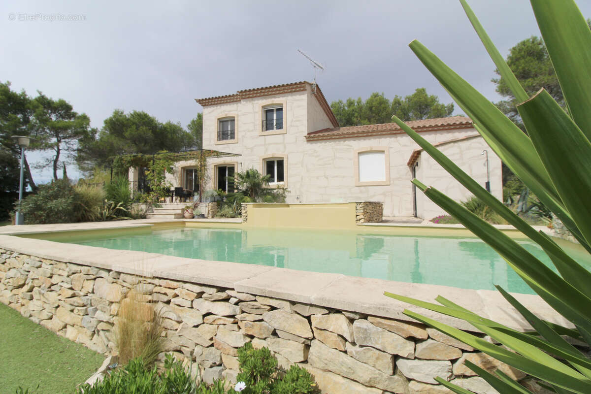 Maison à NIMES