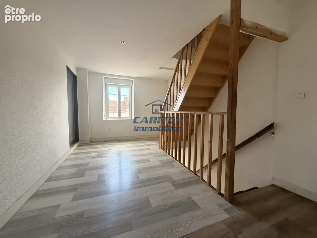 Maison de village   5 chambres   Terrain clos de 255 m2   Saint-Sauveur - photo 7