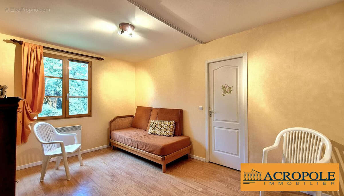 Maison à BRINON-SUR-SAULDRE