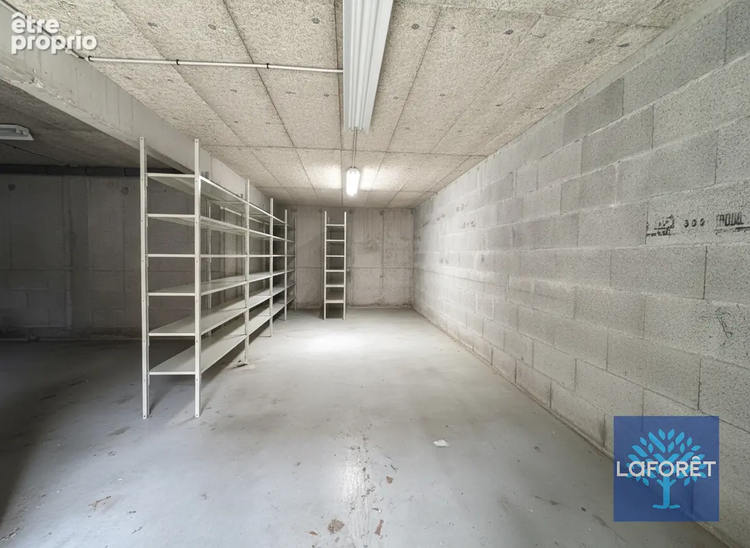 Photo Parking à La Roche-Sur-Yon au prix de 39 900€