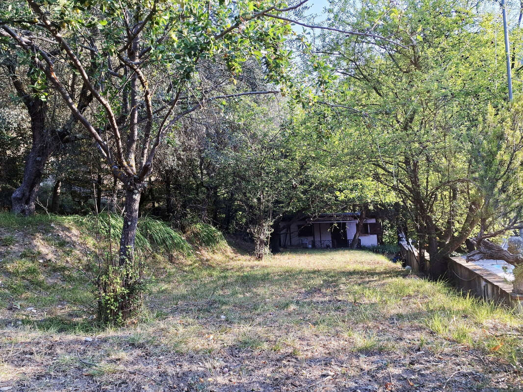 LUCERAM - 25 Km de  Nice - Une demeure niçoise de caractère en pierres et aux influences italiennes. - photo 35