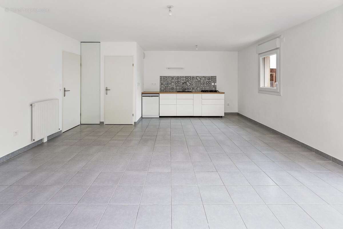 Salon/séjour - Appartement à HAUTE-GOULAINE