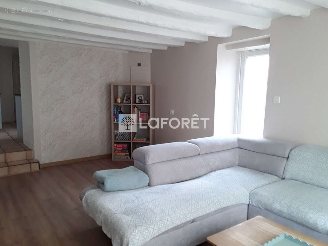 Maison à VELARS-SUR-OUCHE