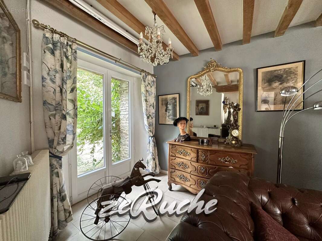 Grande maison de caractère à Cahagnes de 411m², 3 chambres d'hôtes et 2 gîtes - photo 14