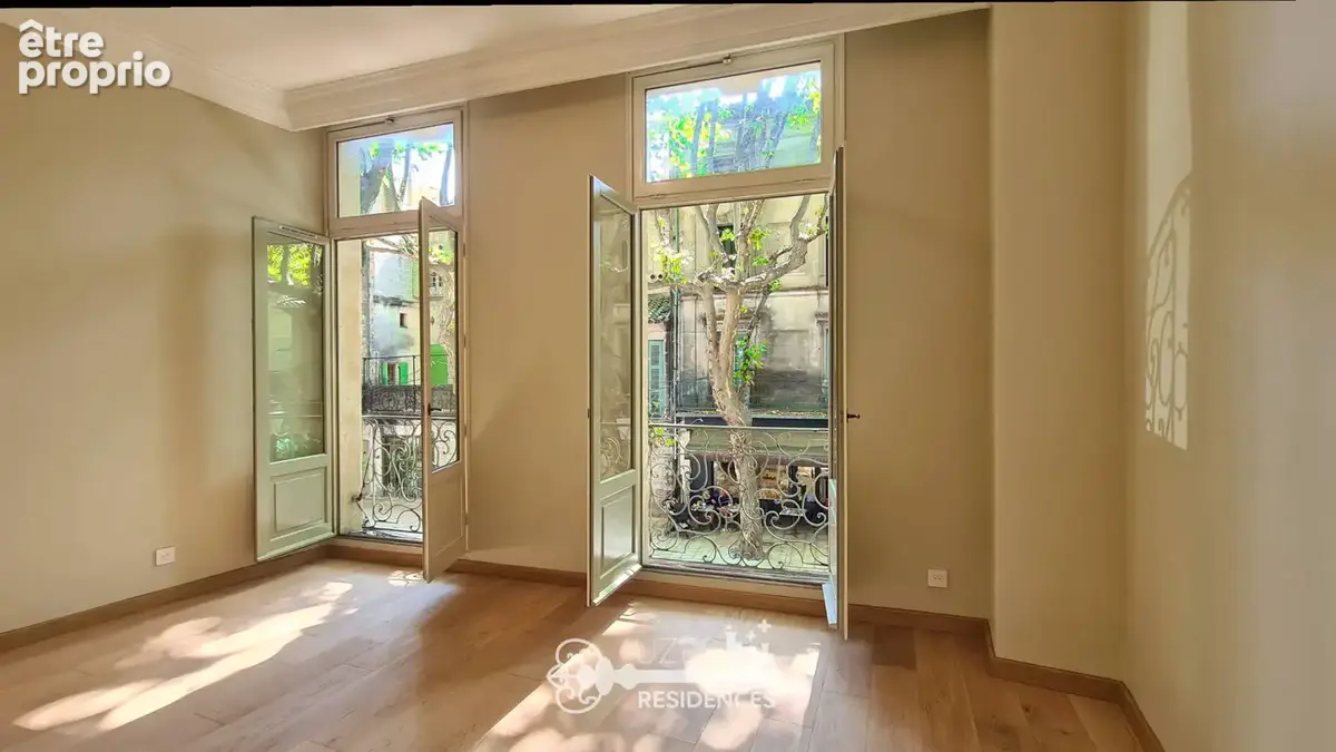 Appartement rénové de 130 m2 avec terrasse, dépendance et 3 chambres au cœur d'Uzès - photo 6