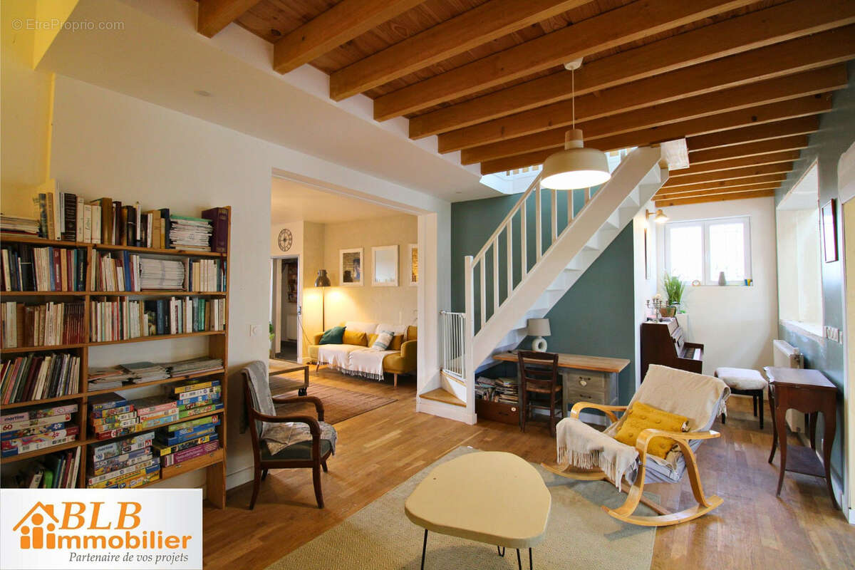 Maison à VILLIERS-SAINT-FREDERIC