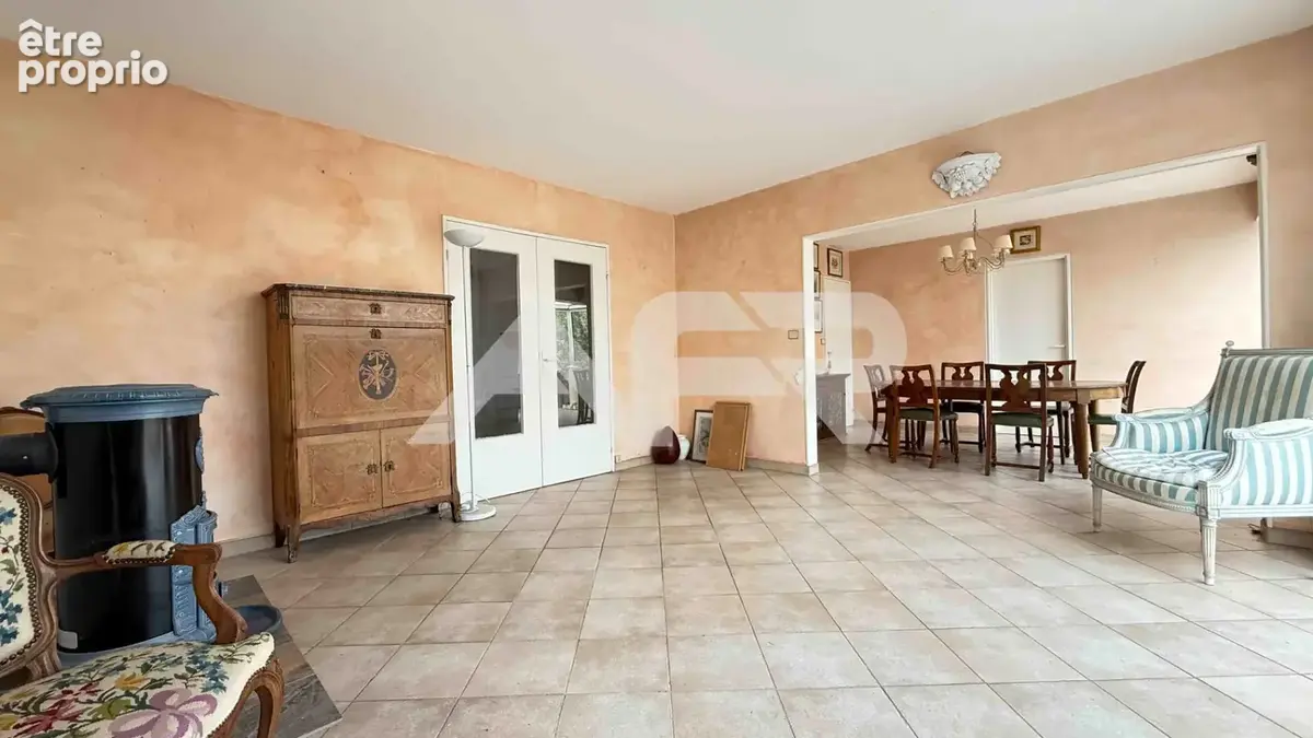 Belle maison familiale à rafraîchir - calme, jardin et sans vis-à-vis - photo 3
