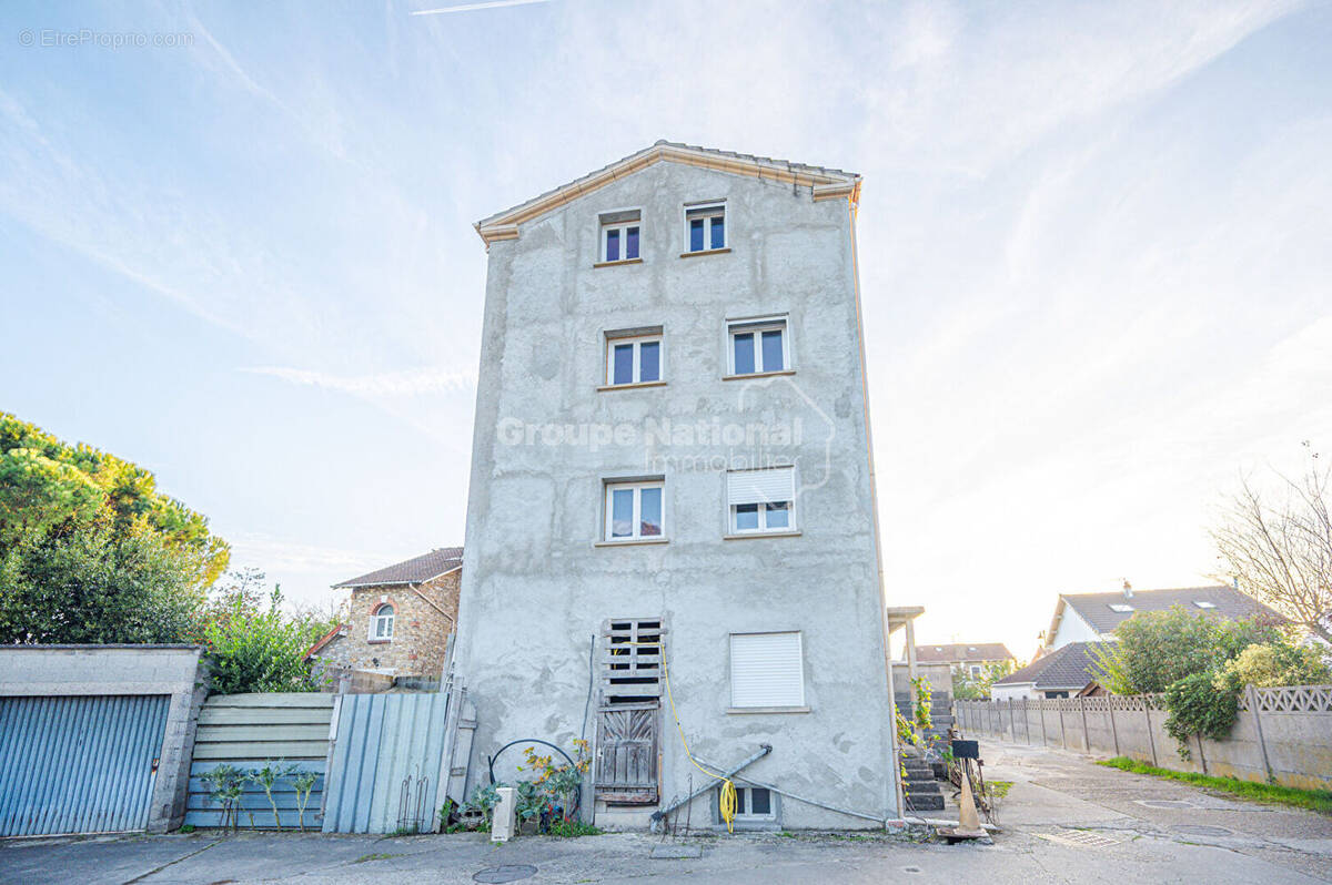 Appartement à SAINT-PRIX