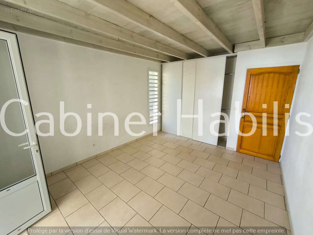A vendre - maison de type t4 de 115.53 m2 environ - saint-pierre - 449 000 € - photo 3