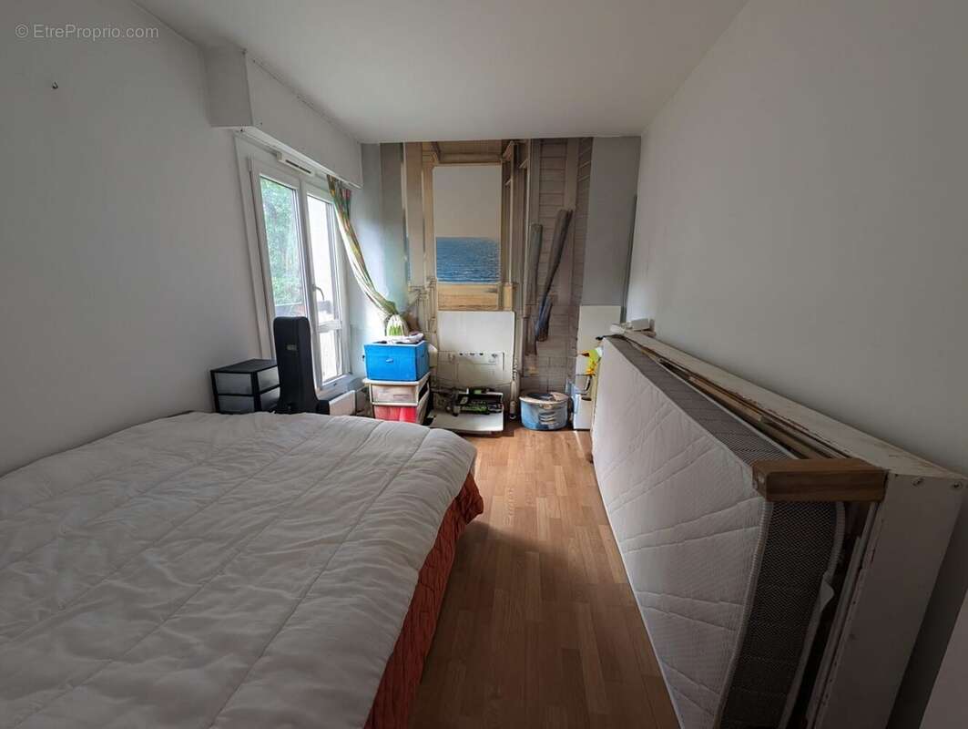 Appartement à LES CLAYES-SOUS-BOIS