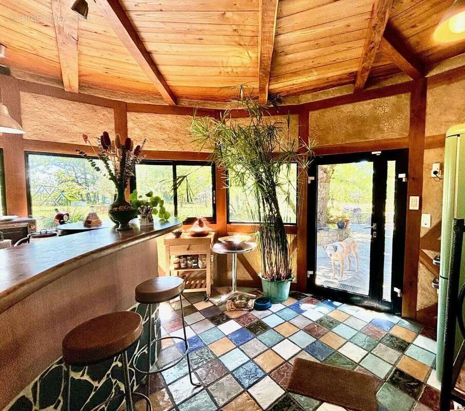 Maison 18e Siècle avec 8,5ha - photo 6