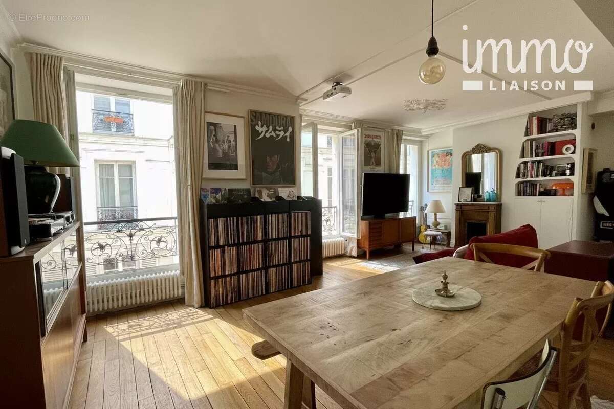 Appartement à PARIS-19E