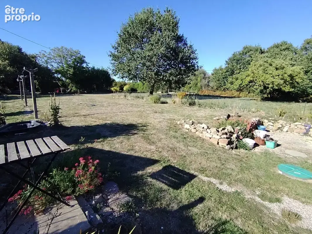 NOUVEAUTÉ - Charmante maison en pierre rénovée de 90 m² avec - photo 8