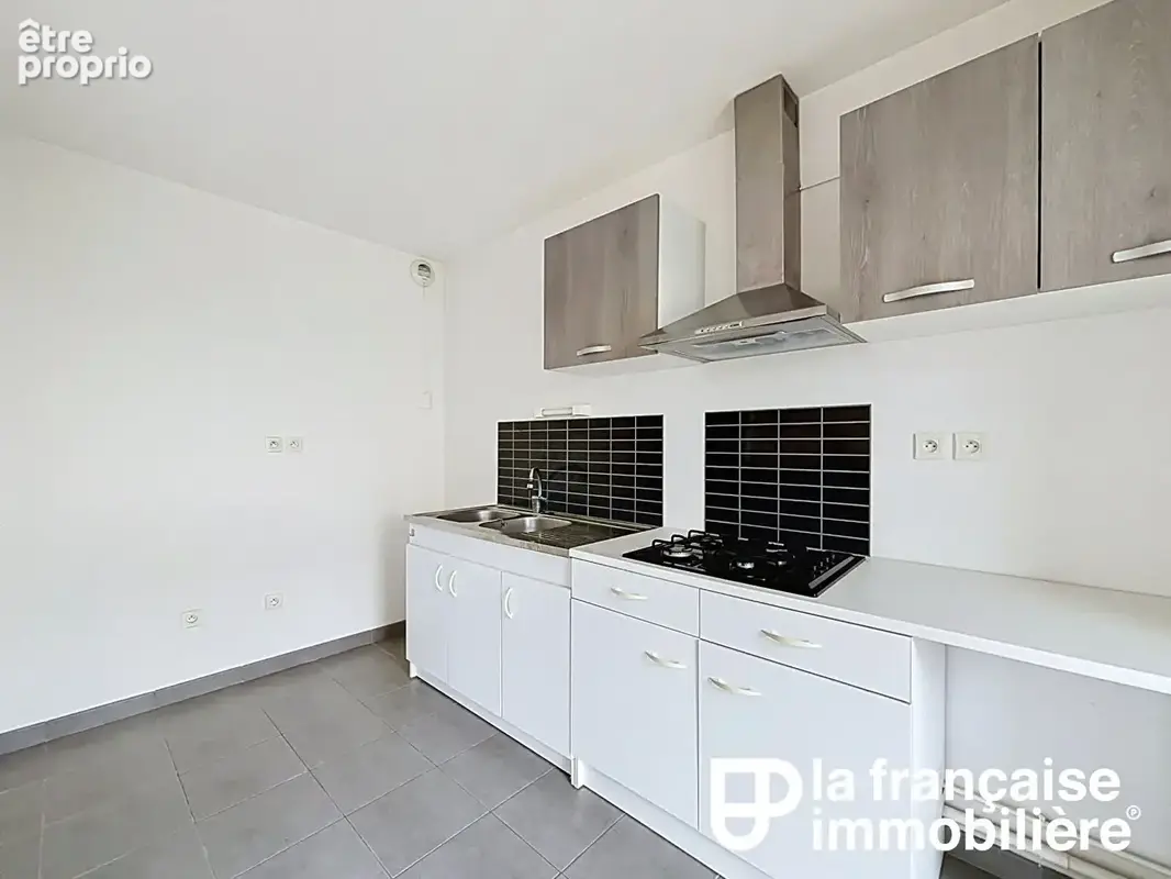 Appartement - 3 pièces - 61.8 m² - Rennes Centre-Ville - Anatole France - terrasse, jardin et parking - photo 5