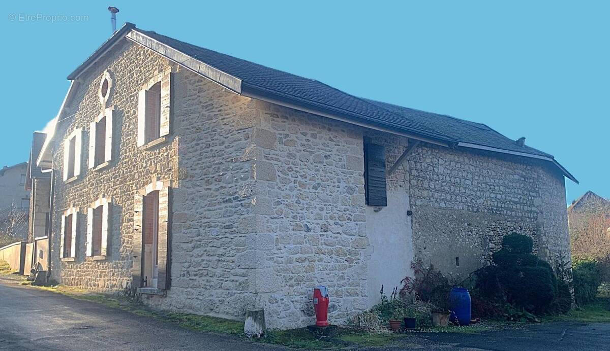 Photo 1 - Maison à SAINT-MARTIN-DE-BAVEL