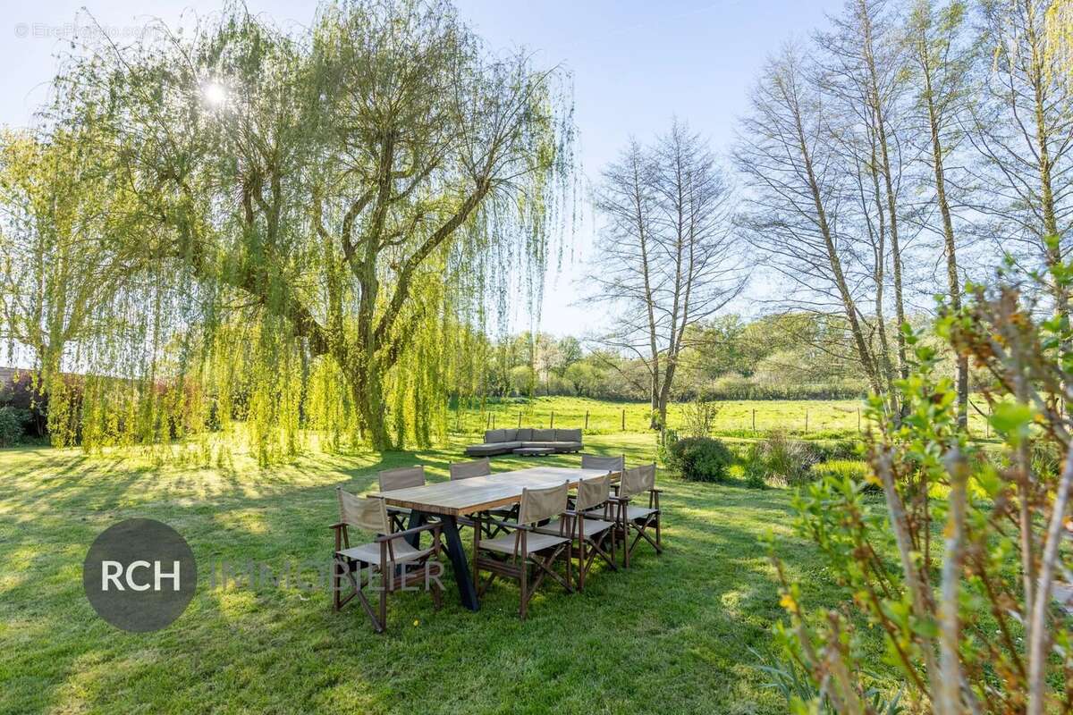 Maison à MONTFORT-L'AMAURY