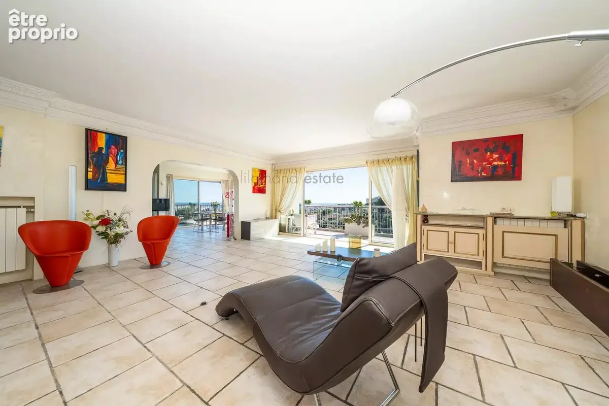 Le cannet - dernier etage - vue mer - 4 pièces 162 m2 - - photo 9
