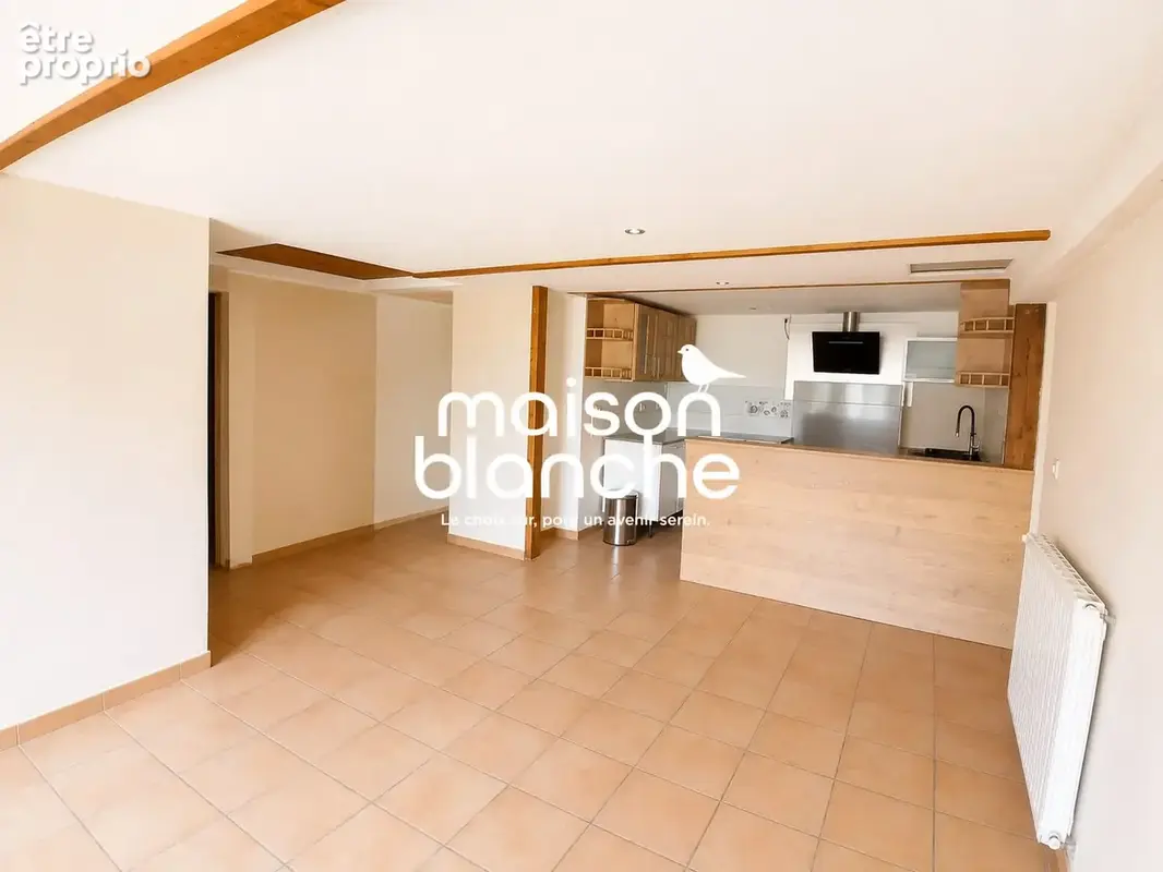 Maison 7 pièces 209 m² à vendre à Chalandray (86190) - photo 4