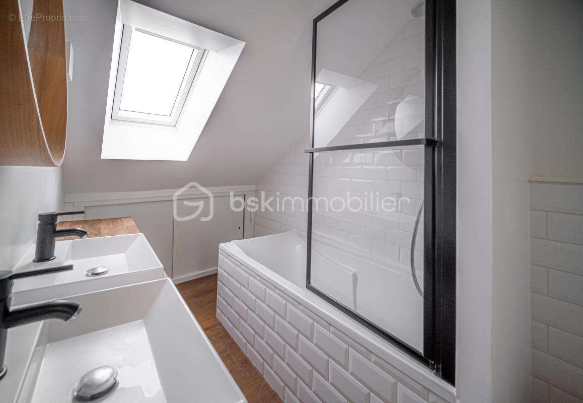 Appartement à CHARLEVILLE-MEZIERES