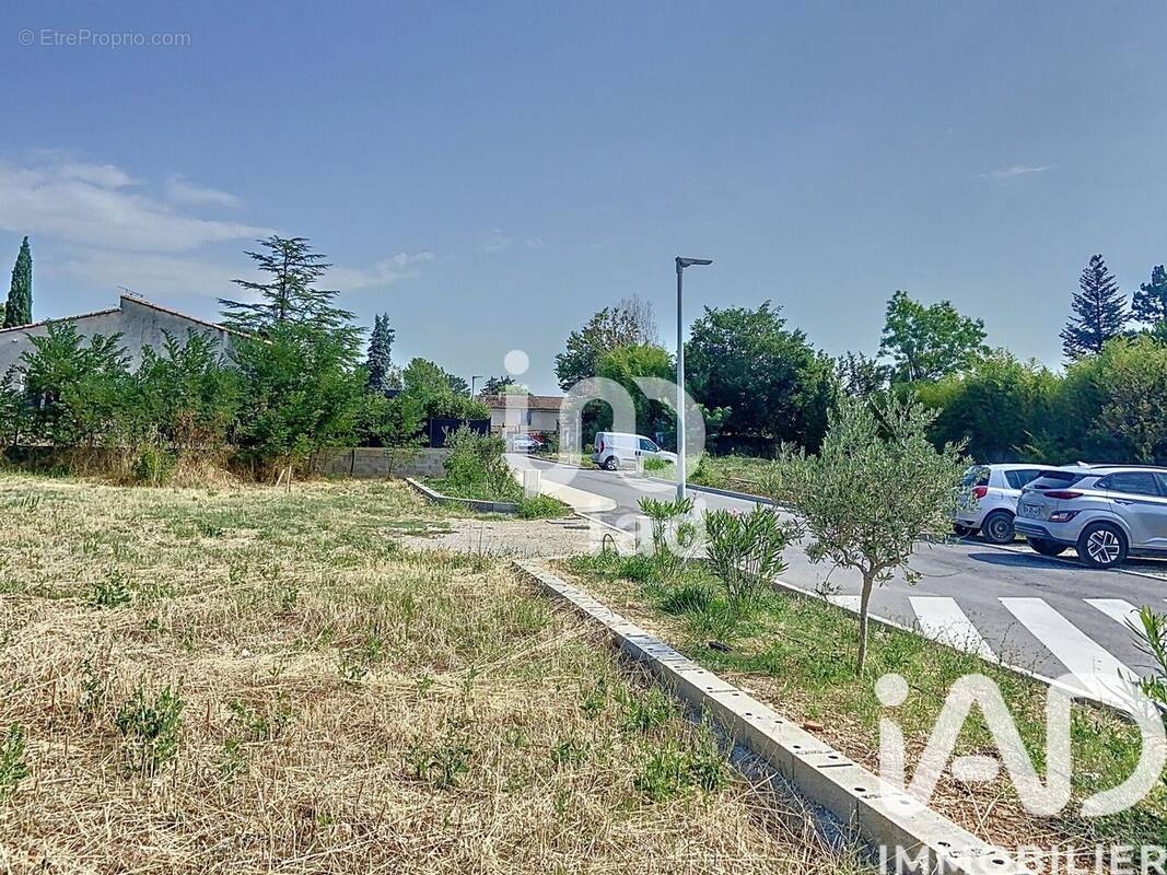 Photo 1 - Terrain à VOLX