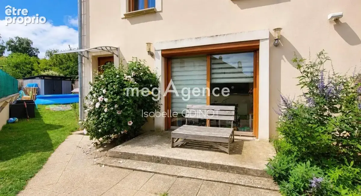 Maison à HARGEVILLE